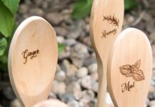 The Art of Personalization : Why Custom Engraving Makes Every Gift Special